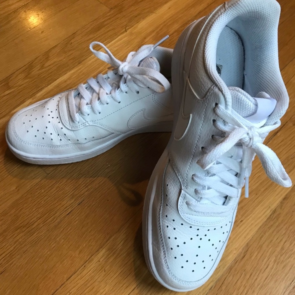 Men’s Nike Court Vision Low Sneakers